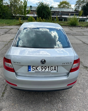 Skoda Octavia cena 40000 przebieg: 247000, rok produkcji 2015 z Katowice małe 154